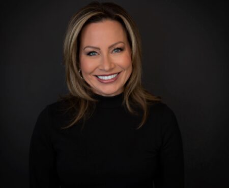 Photo of Lisa Minder